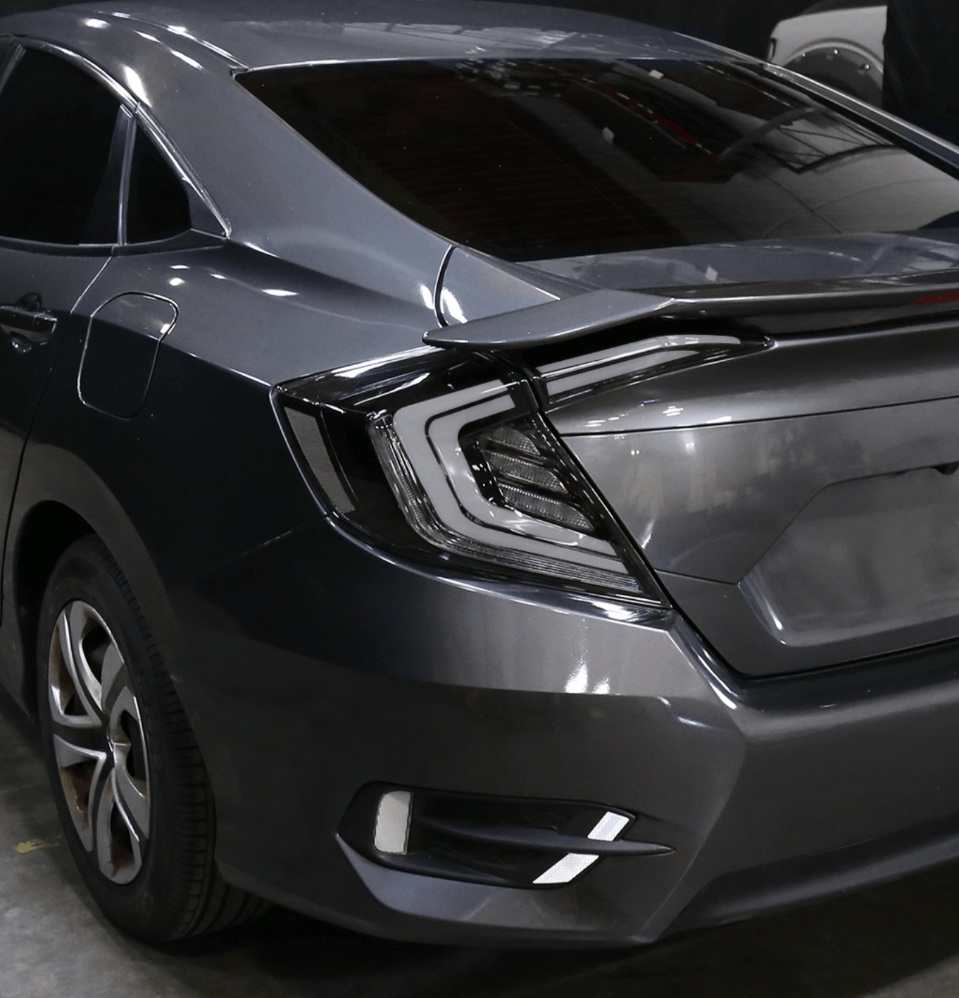 UMS Racing Style Taillights