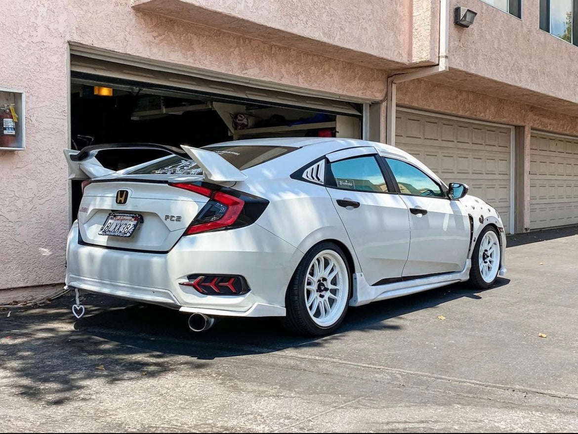 Pair of rear window louvers with aggressive styling for Honda Civic (8)