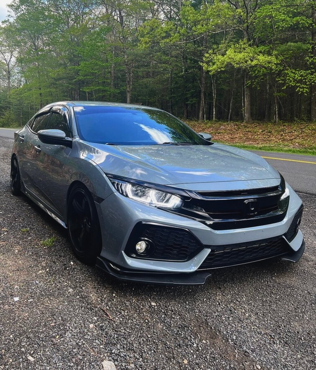 Sequential LED headlights with full turn signal rings. (7)