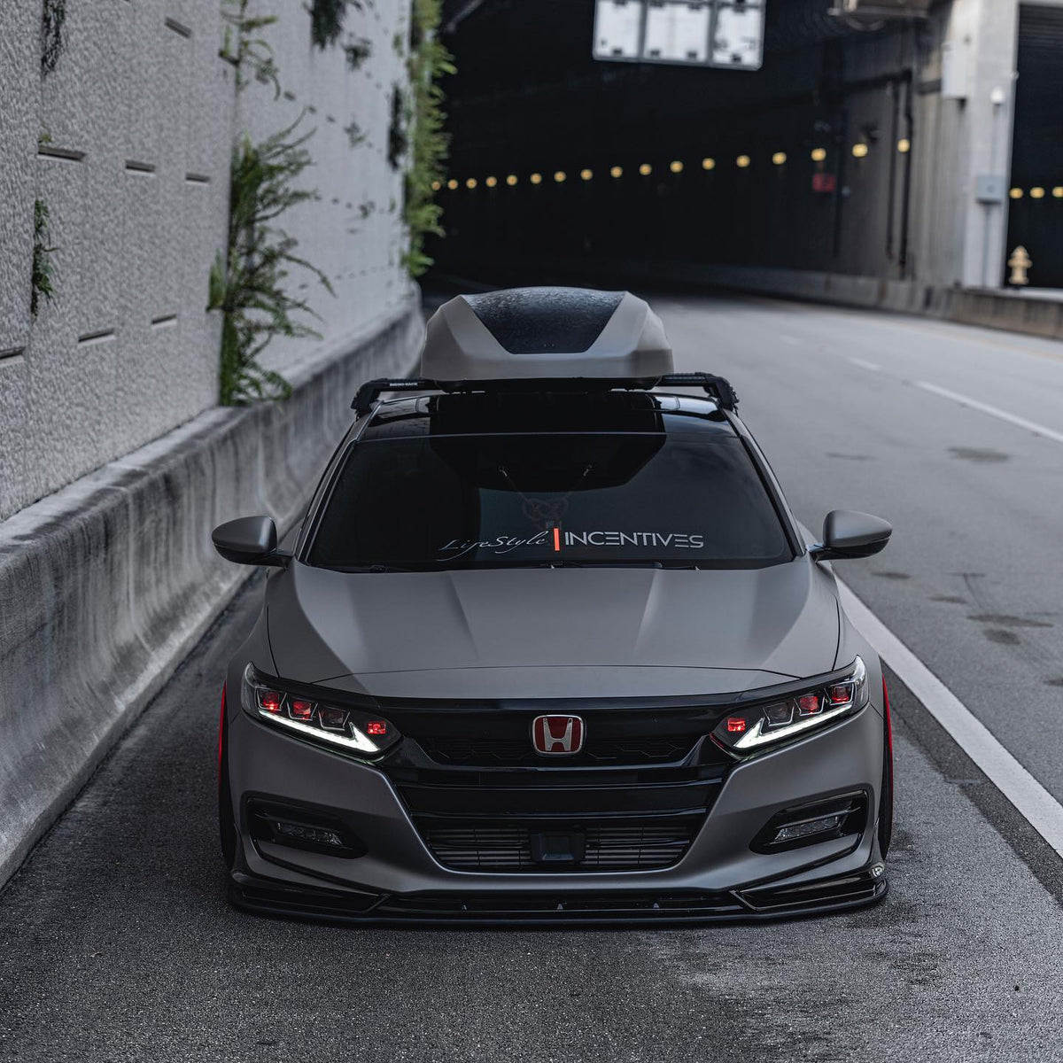 Pair of LED projector headlights with demon eye design for Honda Accord (11)
