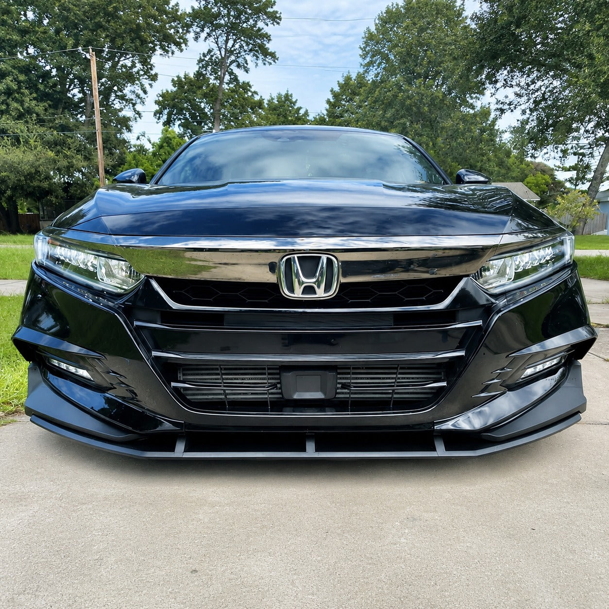 Gloss black front bumper lip and fog light trim for 2018-2020 Honda Accord (2)