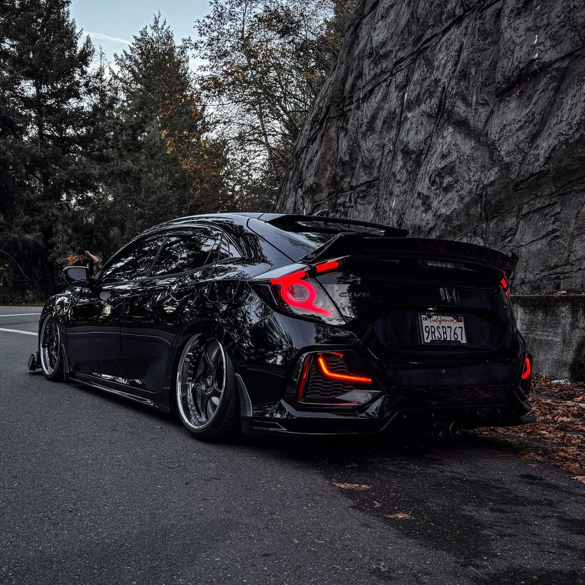 Sequential fog lights installed in 2020-style Honda Civic fog garnish. (2)