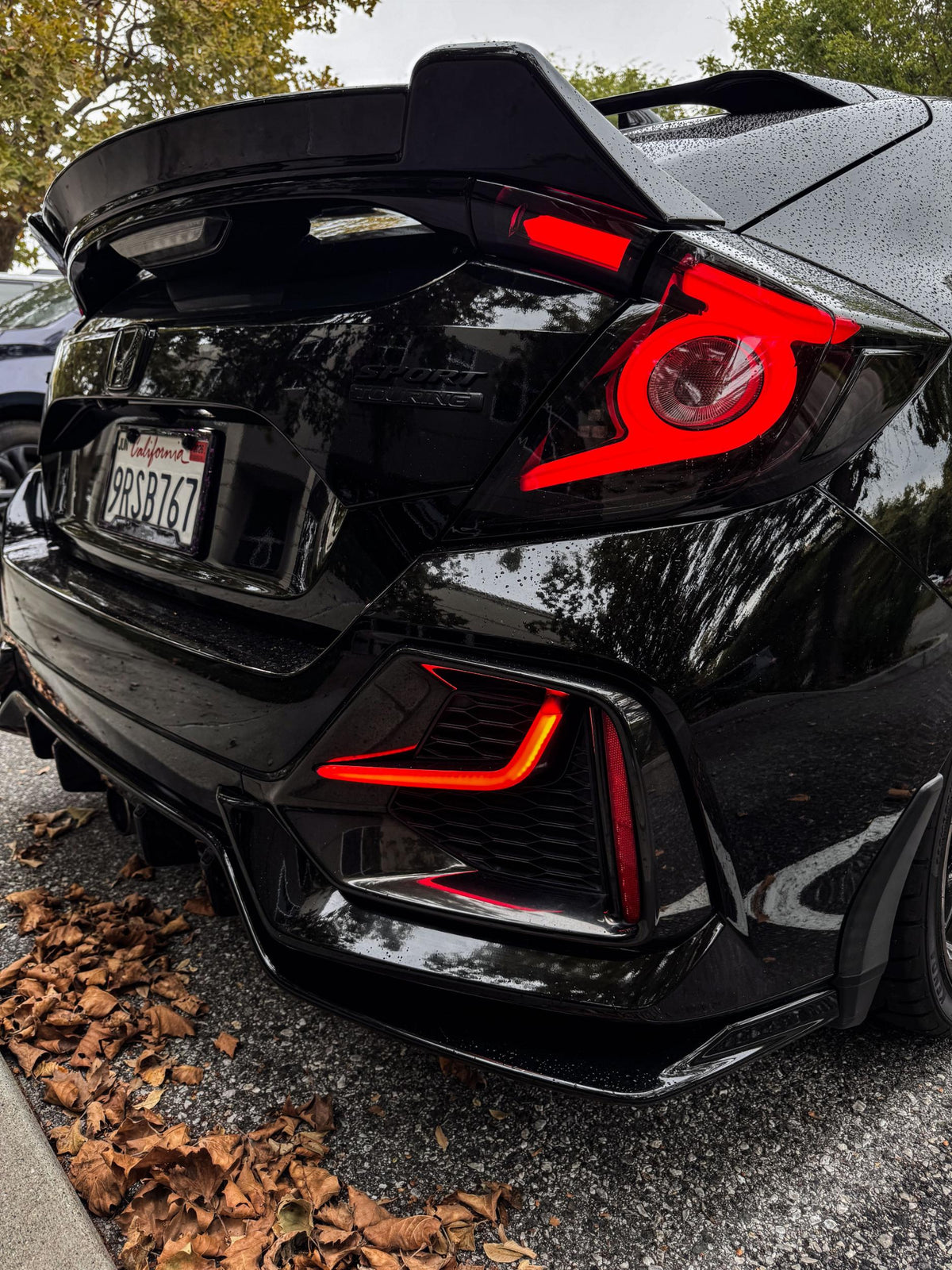 Sequential fog lights installed in 2020-style Honda Civic fog garnish. (4)