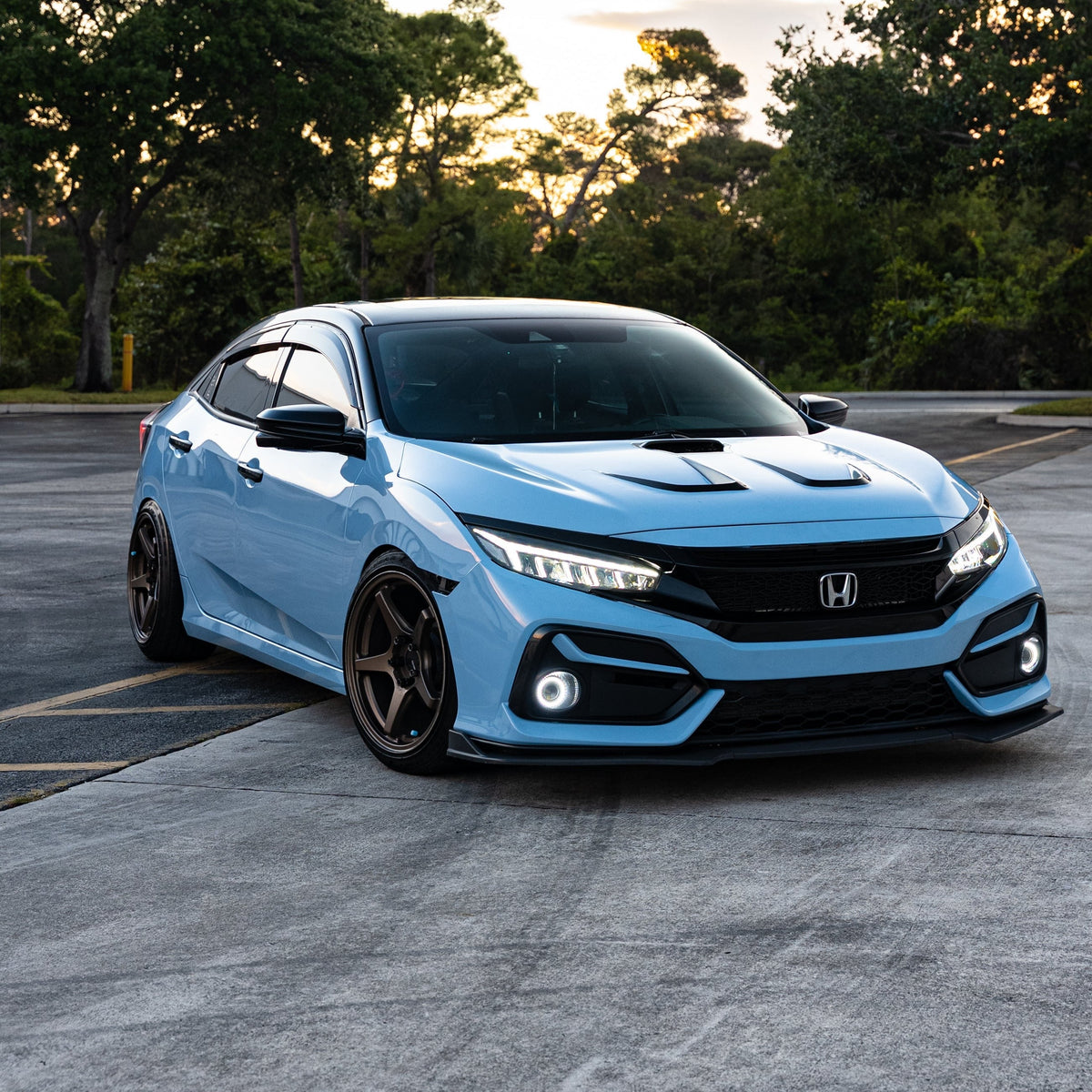 Smoked window visors installed on 2016-2021 Honda Civic sedan (4)