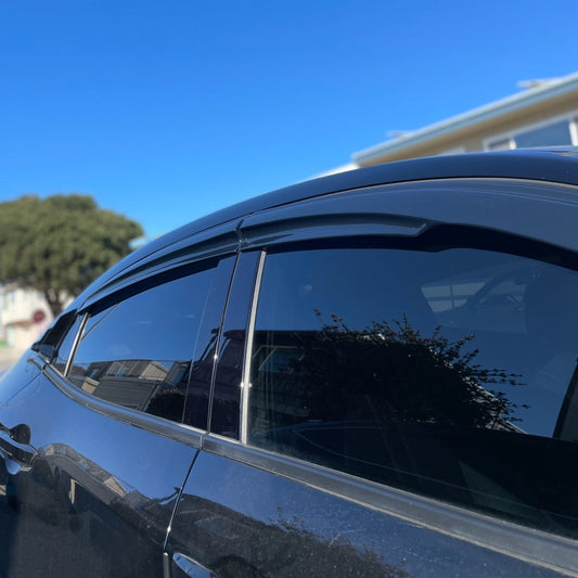 Smoked window visors installed on 2016-2021 Honda Civic sedan (1)
