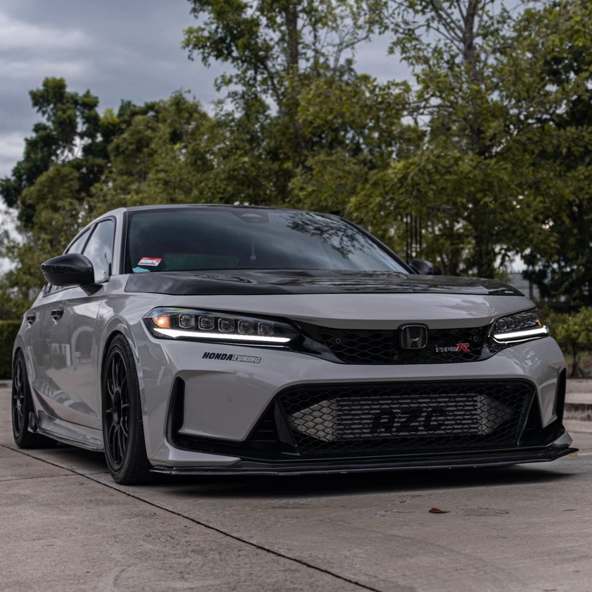 Type R-style front bumper with gloss black grille (9)