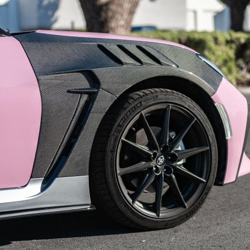 JDM vented style carbon fiber front fenders on Toyota GR86 (5)