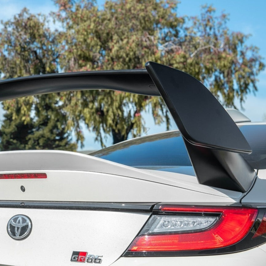 Matte black STI style rear trunk spoiler wing for Toyota GR86 & Subaru BRZ (10)