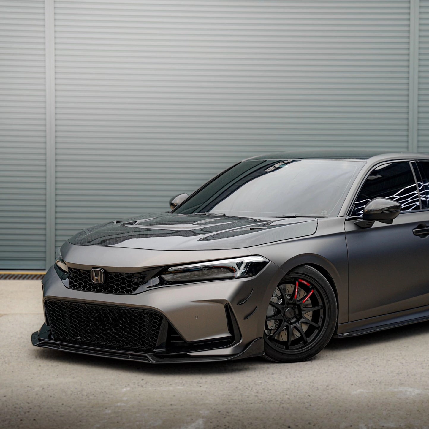 Type R-style front bumper with gloss black grille (5)