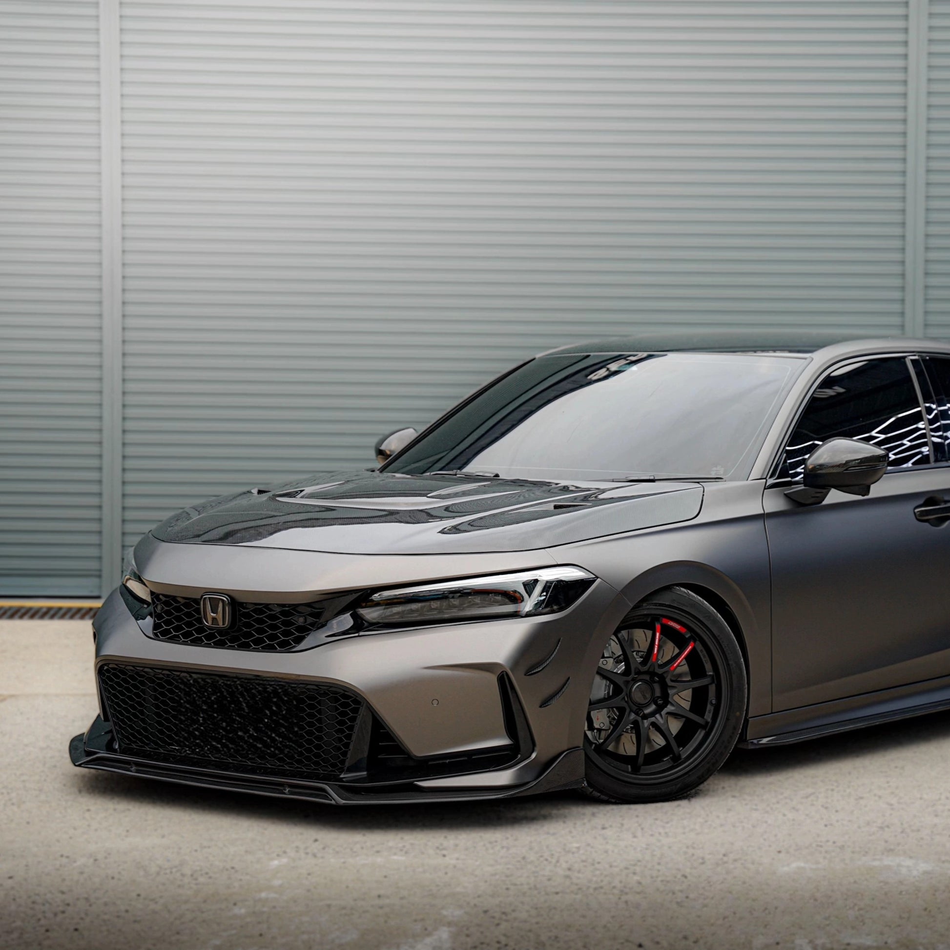 Type R-style front bumper with gloss black grille (5)