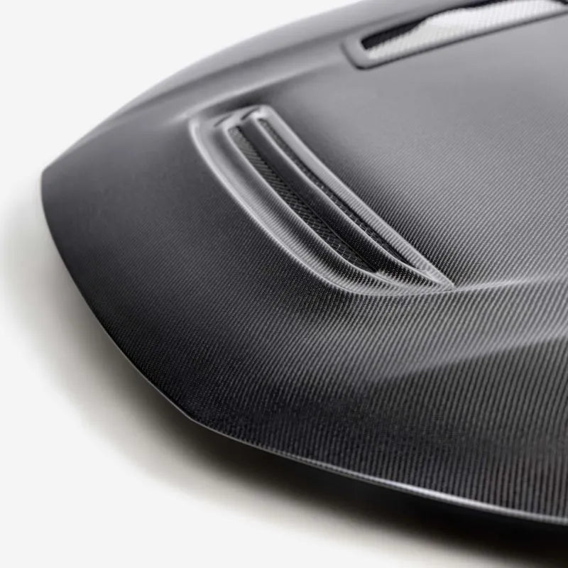 Seibon carbon fiber hood with gloss finish for Honda Civic Type-R (3)