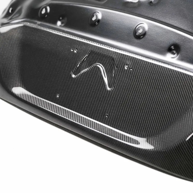 Seibon carbon fiber trunk lid with glossy finish installed on Honda Civic (3)