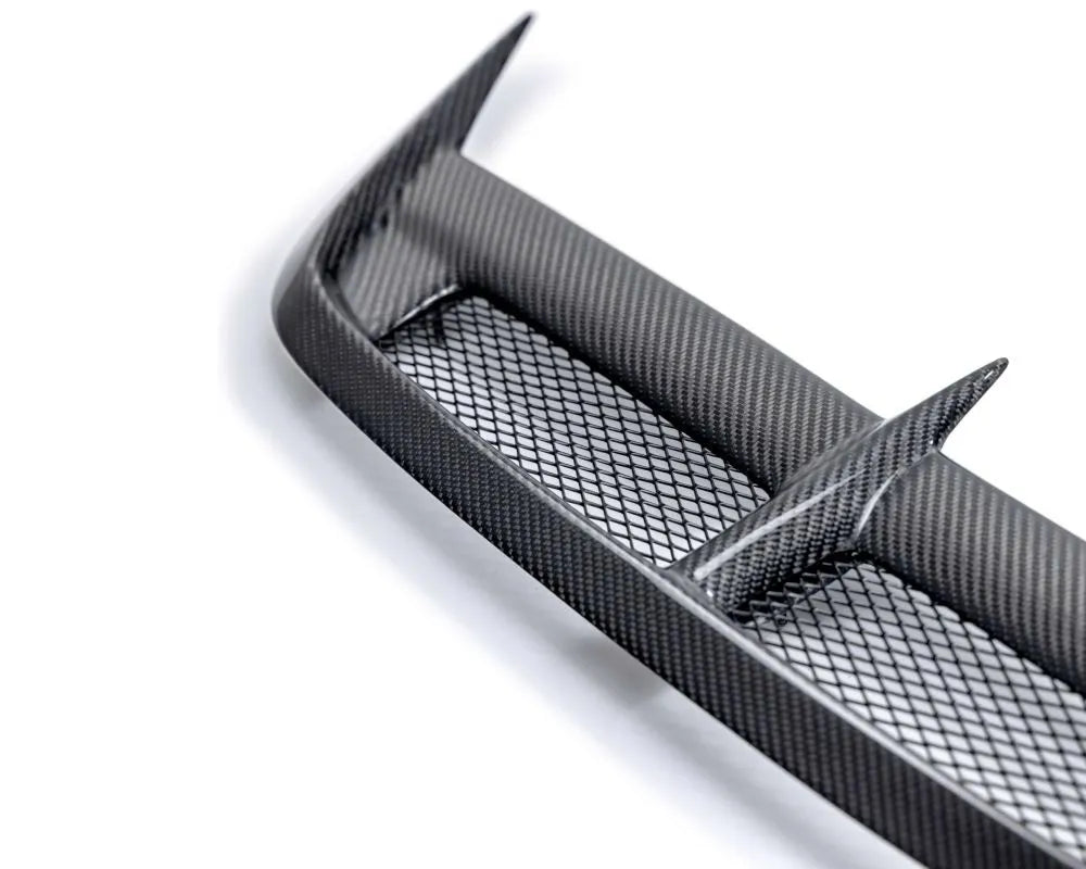Carbon fiber hood vent with CW-style design mounted on Honda Civic Type-R (4)