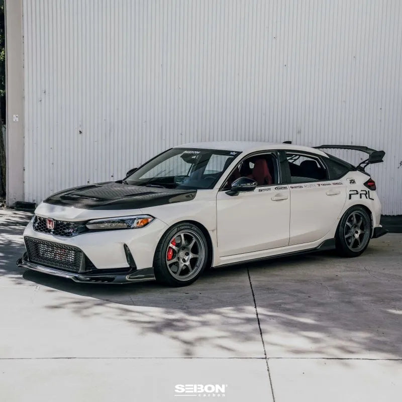 Seibon carbon fiber hood with gloss finish for Honda Civic Type-R (9)