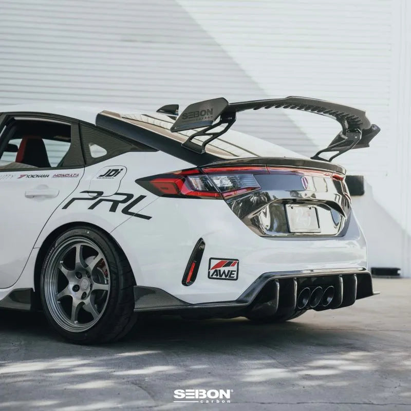 Seibon MB-Style carbon fiber rear diffuser mounted on 2023-2025 Honda Civic Type-R (11)