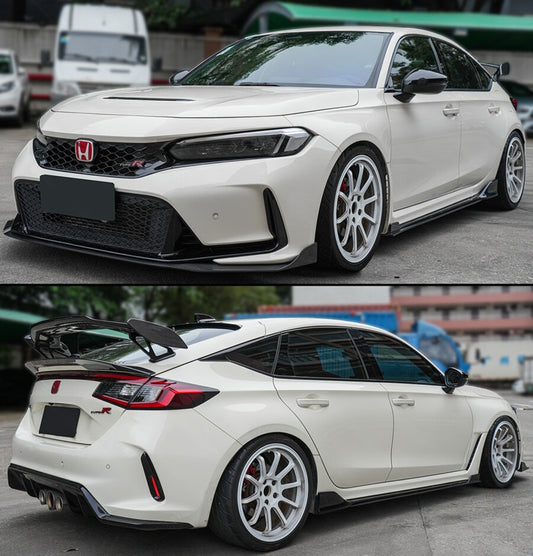 Real carbon fiber winglet side skirt splitters installed on 2023–2026 Honda Civic Type-R (1)
