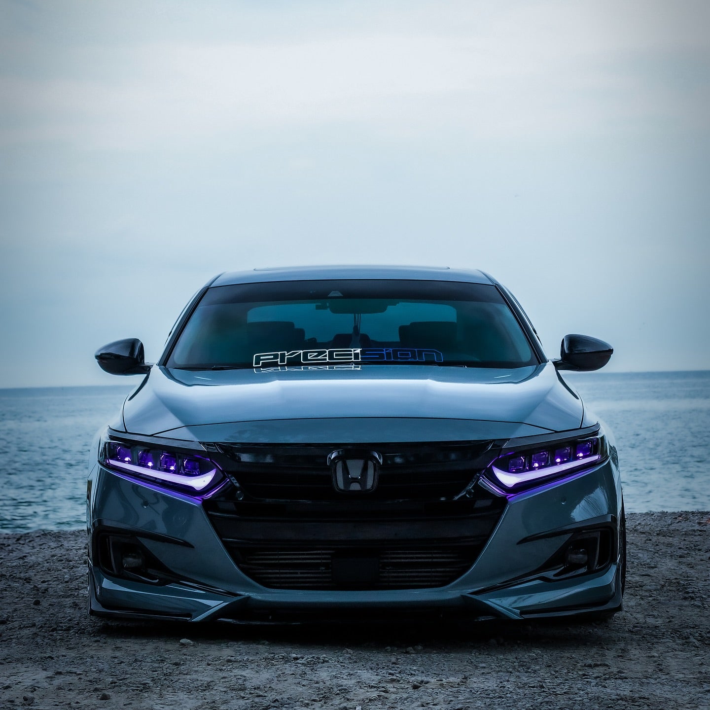 Pair of RGB LED sequential projector headlights with illuminated daytime running lights (1)