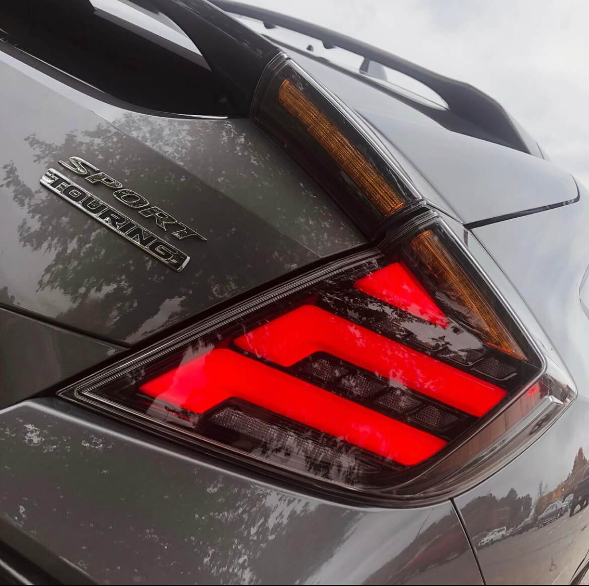 UMS v2 Sequential Taillights for Hatch